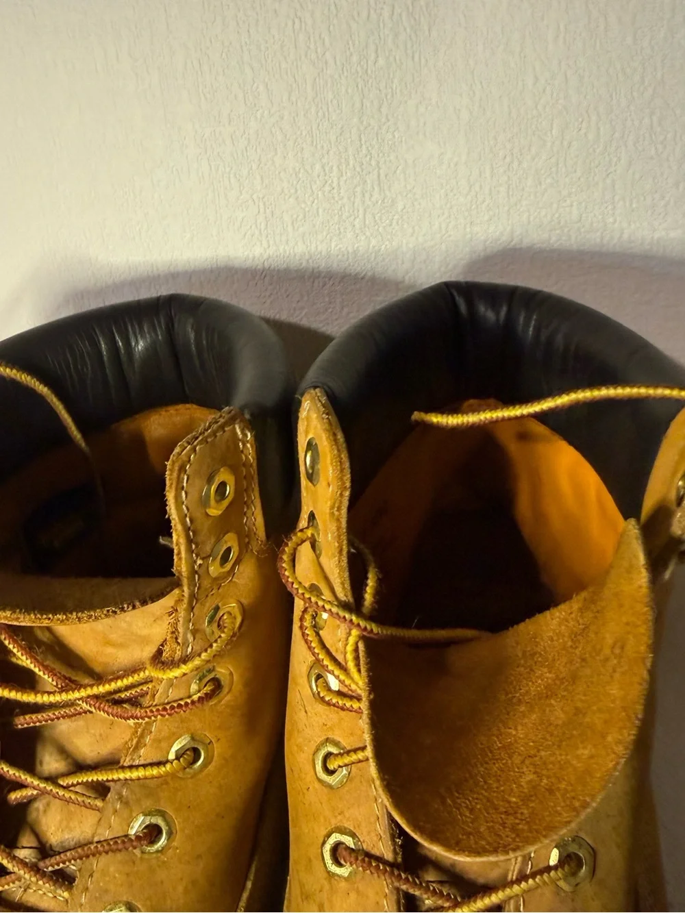 Timberland Premium 6-Inch Waterproof Boots Men’s 12M Wheat Nubuck 10061